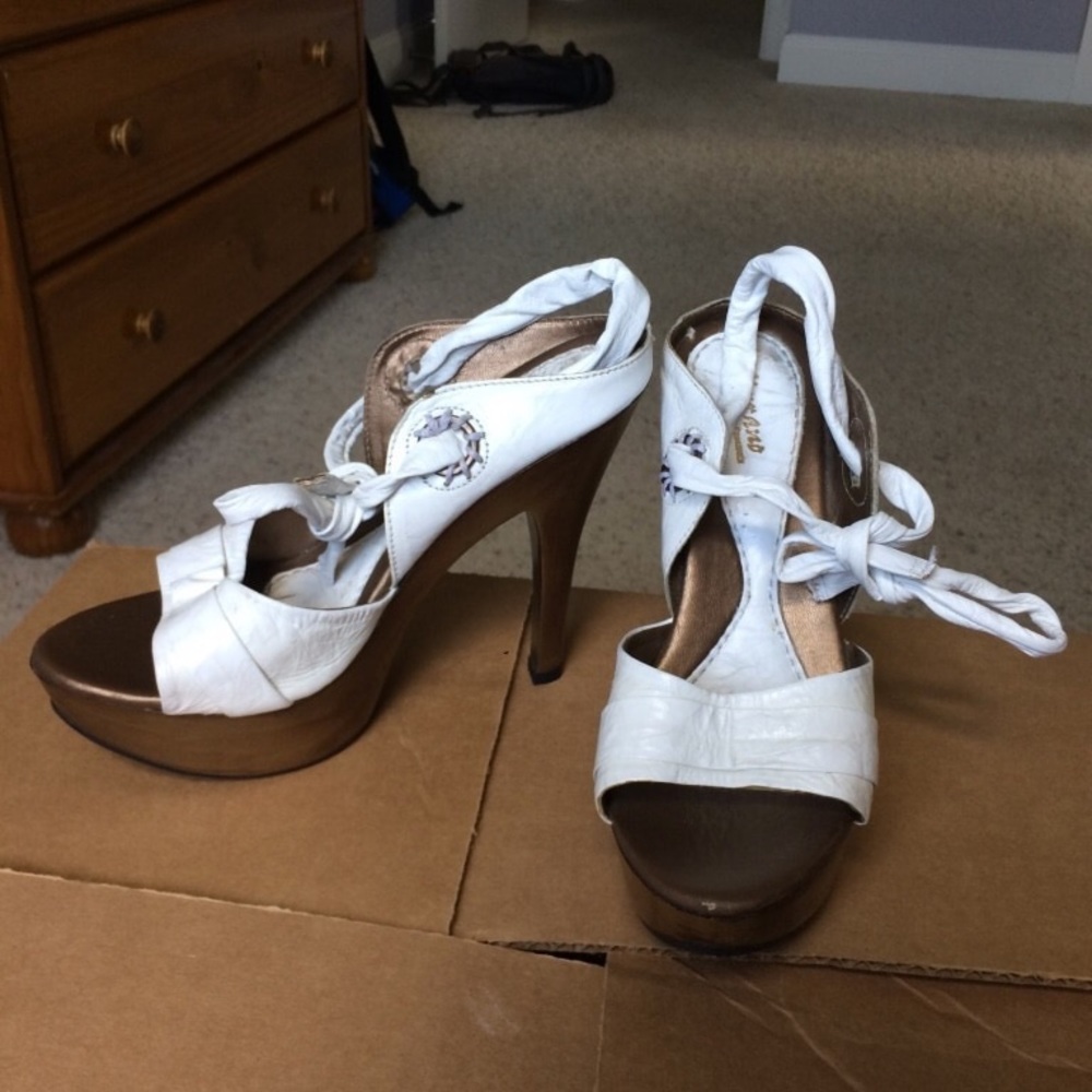 White n Brown Heels
